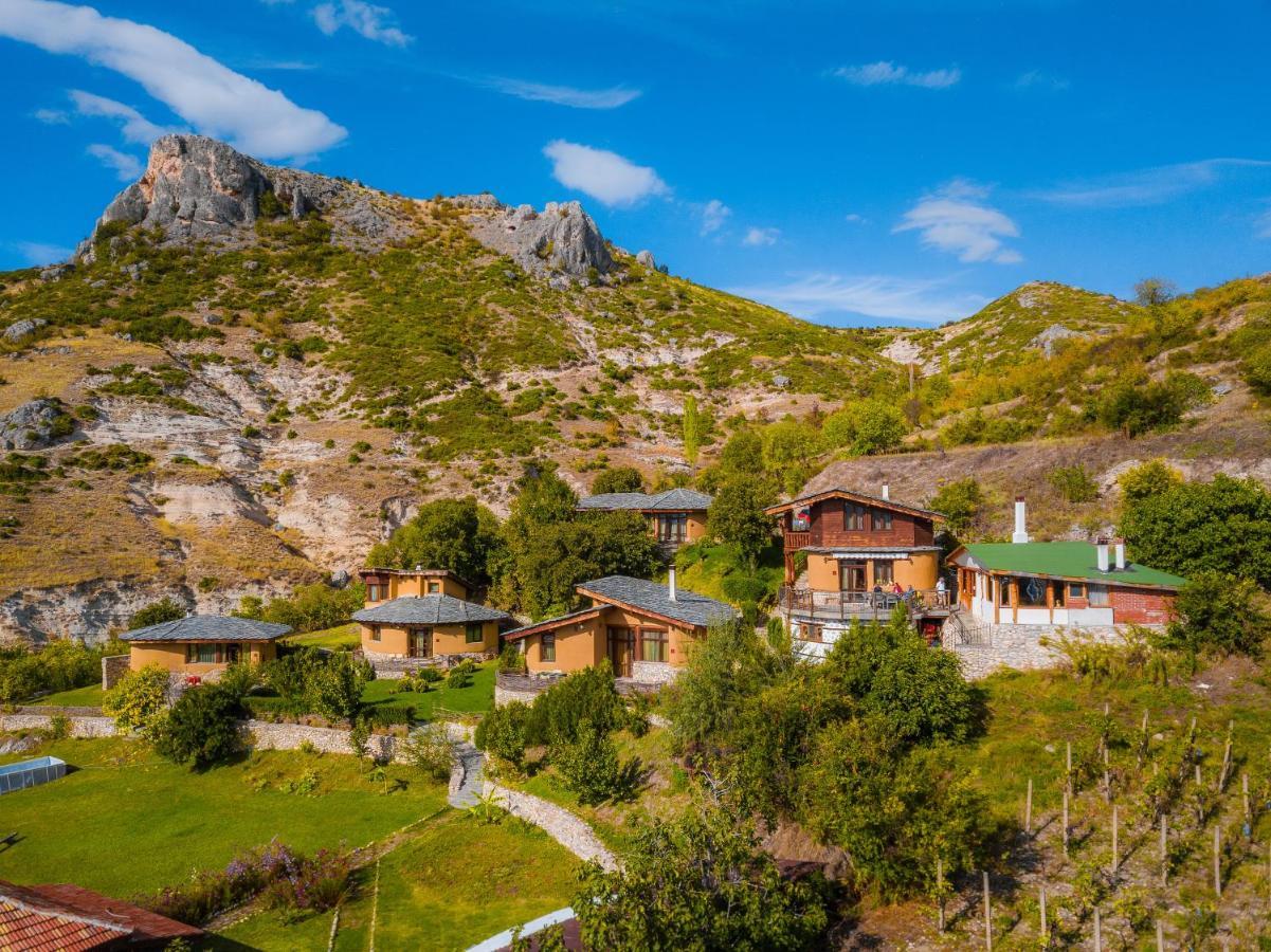 Eco Village Under The Cliffs Ilindentsi Exterior foto