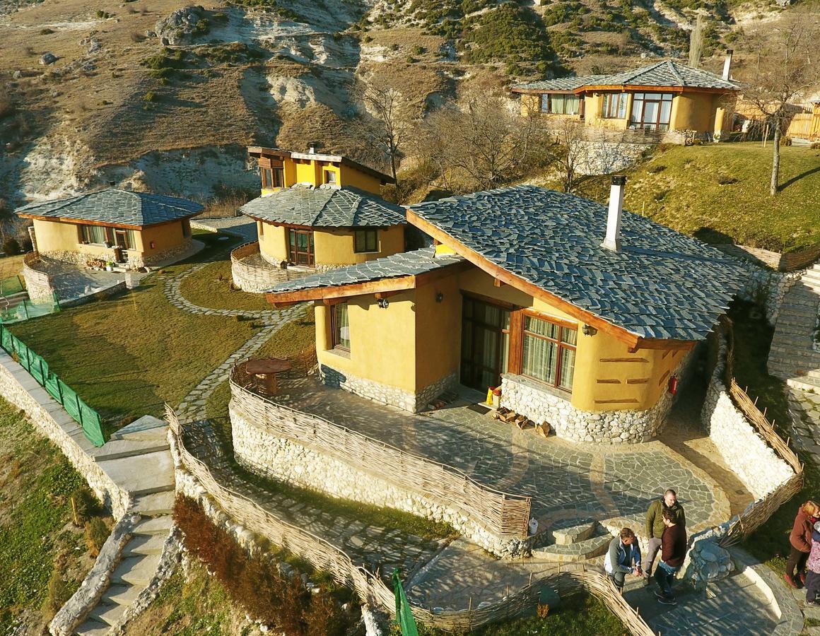 Eco Village Under The Cliffs Ilindentsi Exterior foto