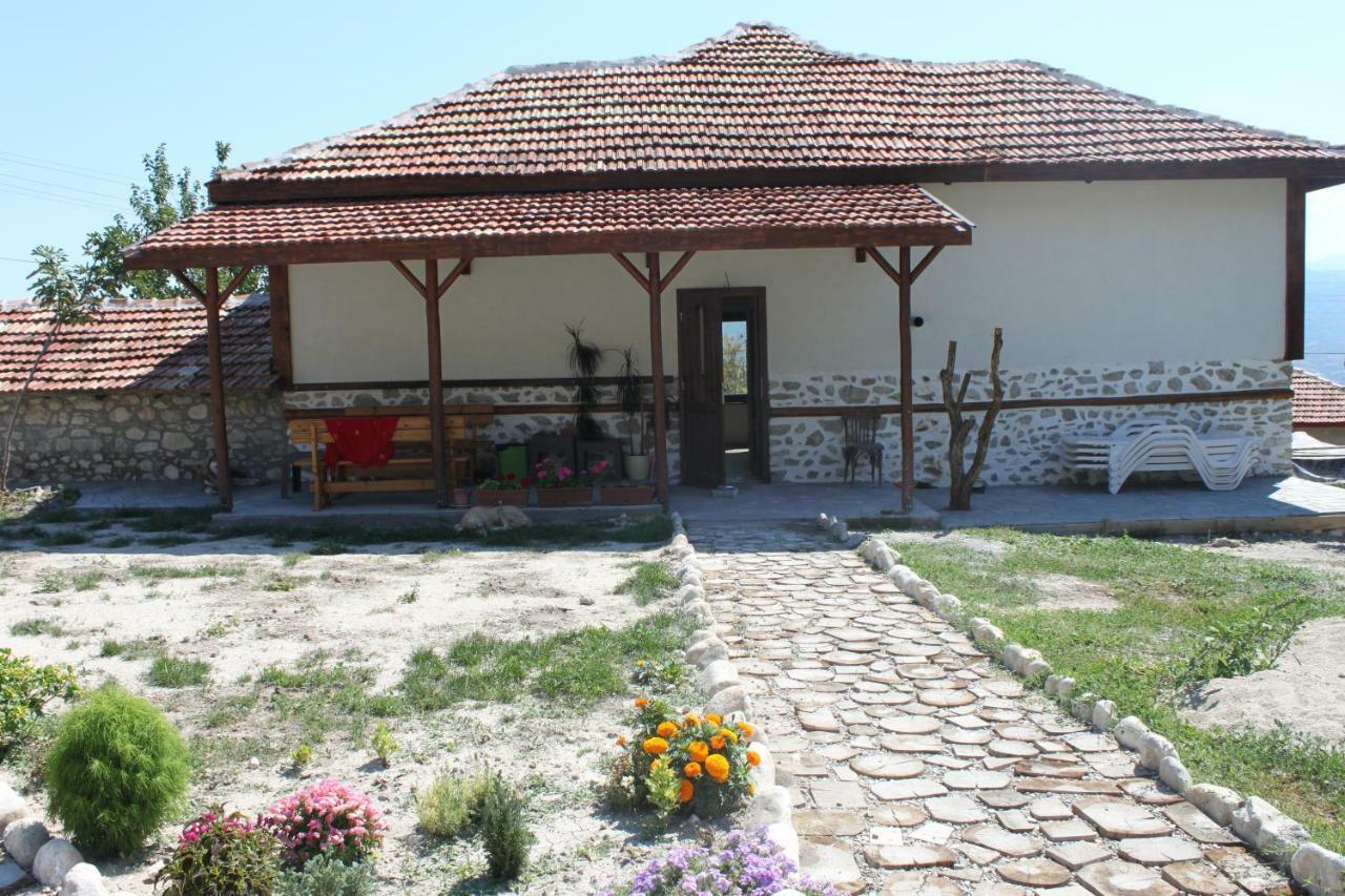 Eco Village Under The Cliffs Ilindentsi Exterior foto